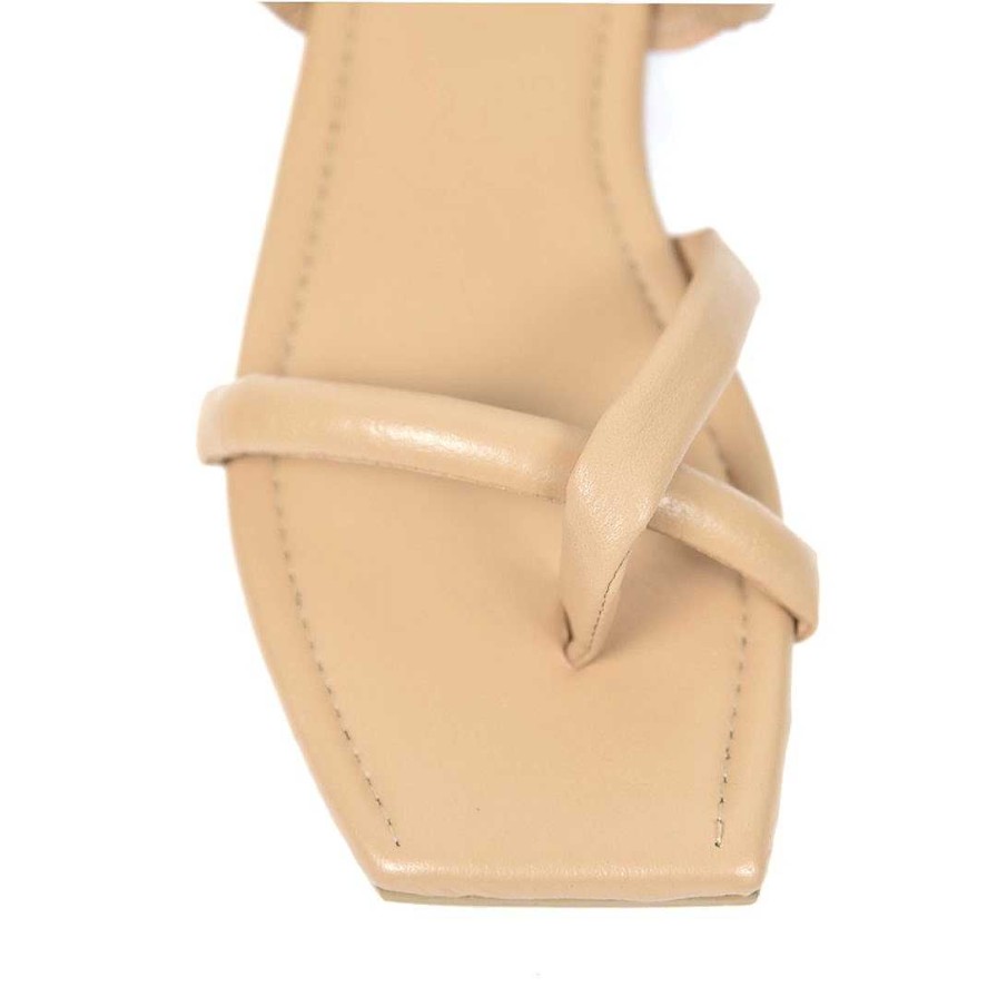 Shoes OQ Shoes | Joke Wheat Flat Sandal